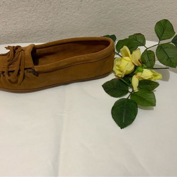 Minnetonka Womens Kilty Moccasins Moc Toe Slip On Suede Leather Brown Size 10 - Picture 15 of 15